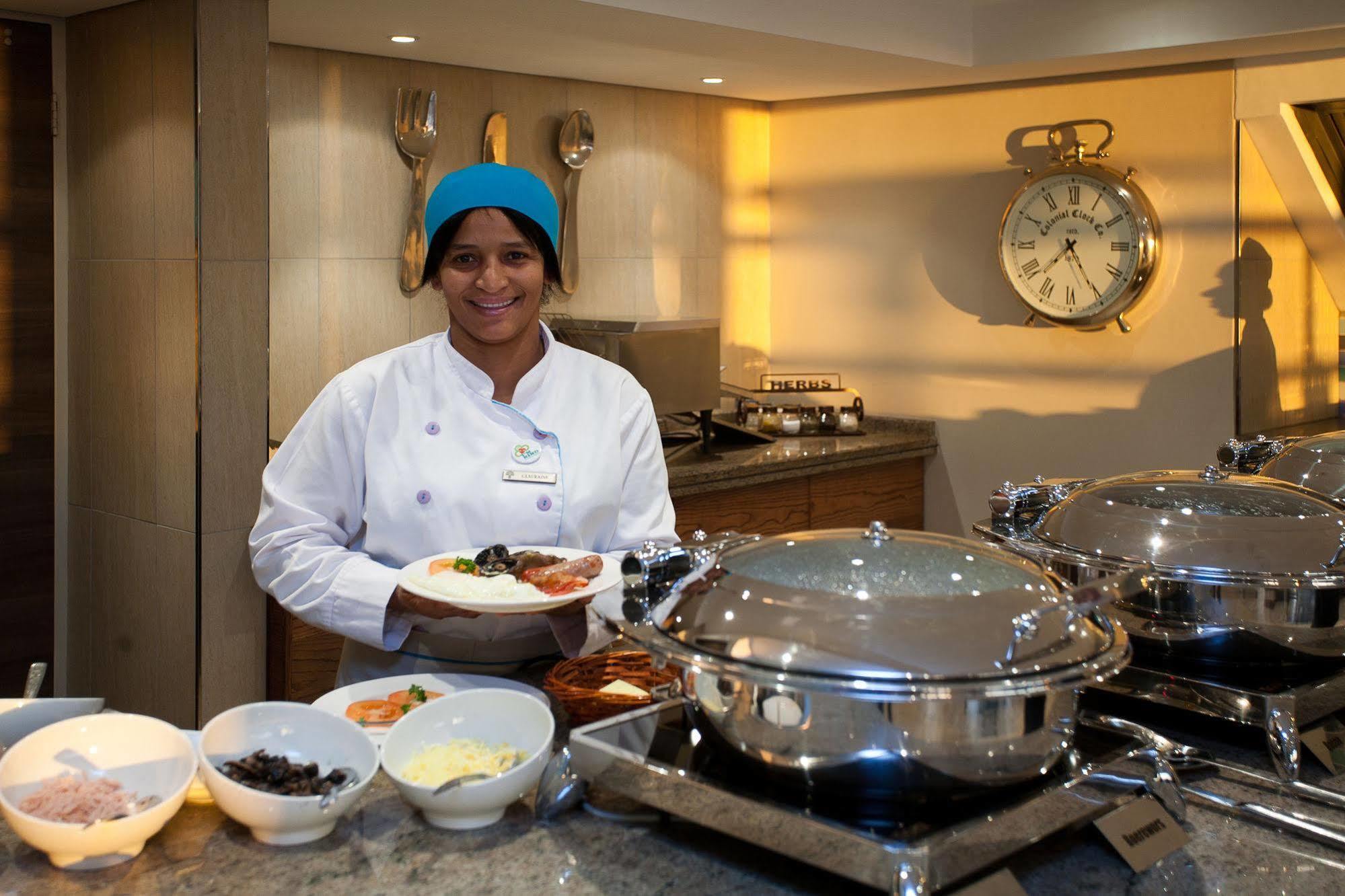 Town Lodge Gqeberha Port Elizabeth Buitenkant foto